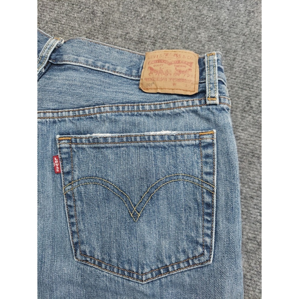 Levis 501 Shorts Womens 30‎ Blue Button Fly Cut Off Raw hem Grunge 3" inseam - Picture 12 of 13